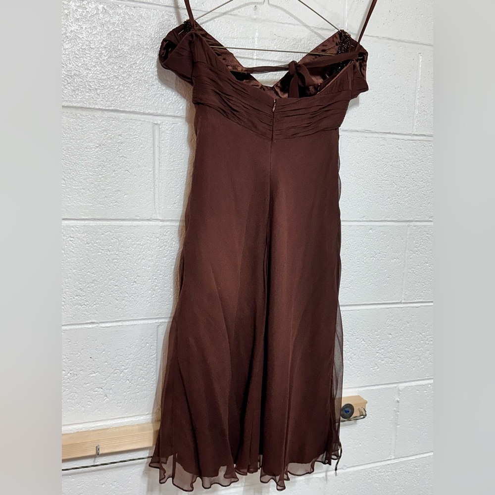 Stunning brown Cache dress with bead accents, size 6 silky, sexy, classic